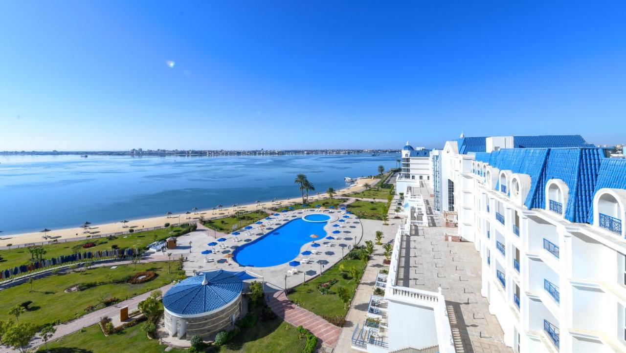 Tolip El Forsan Hotel İsmailiye Dış mekan fotoğraf View of the Bay of Tangier