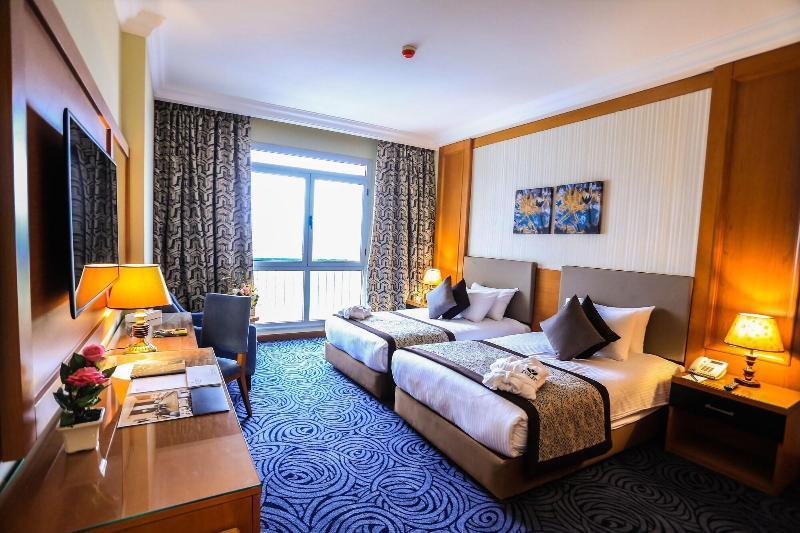Tolip El Forsan Hotel İsmailiye Dış mekan fotoğraf A room at the hotel